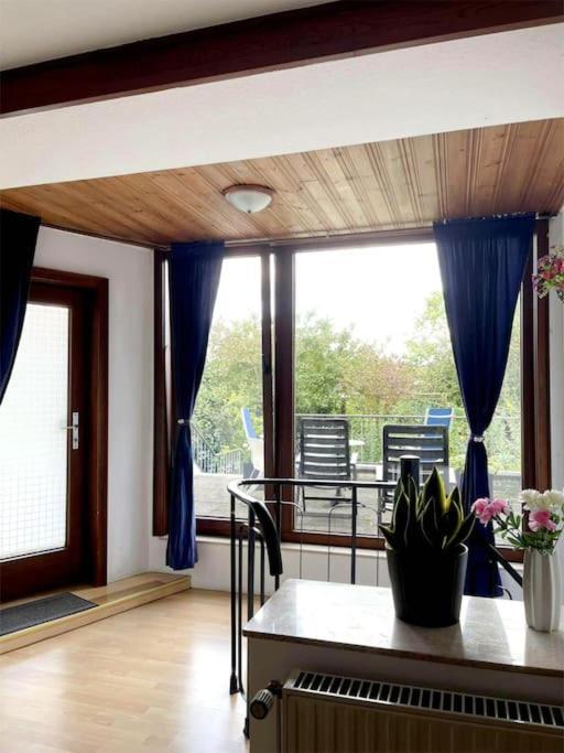 Messe, 2-bedroom Duplex With Kitchen And Garden